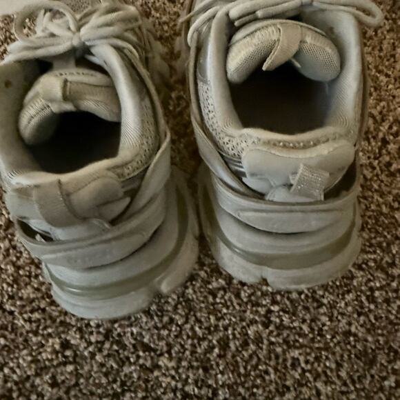 Balenciaga Gray Sneakers - Picture 5 of 7